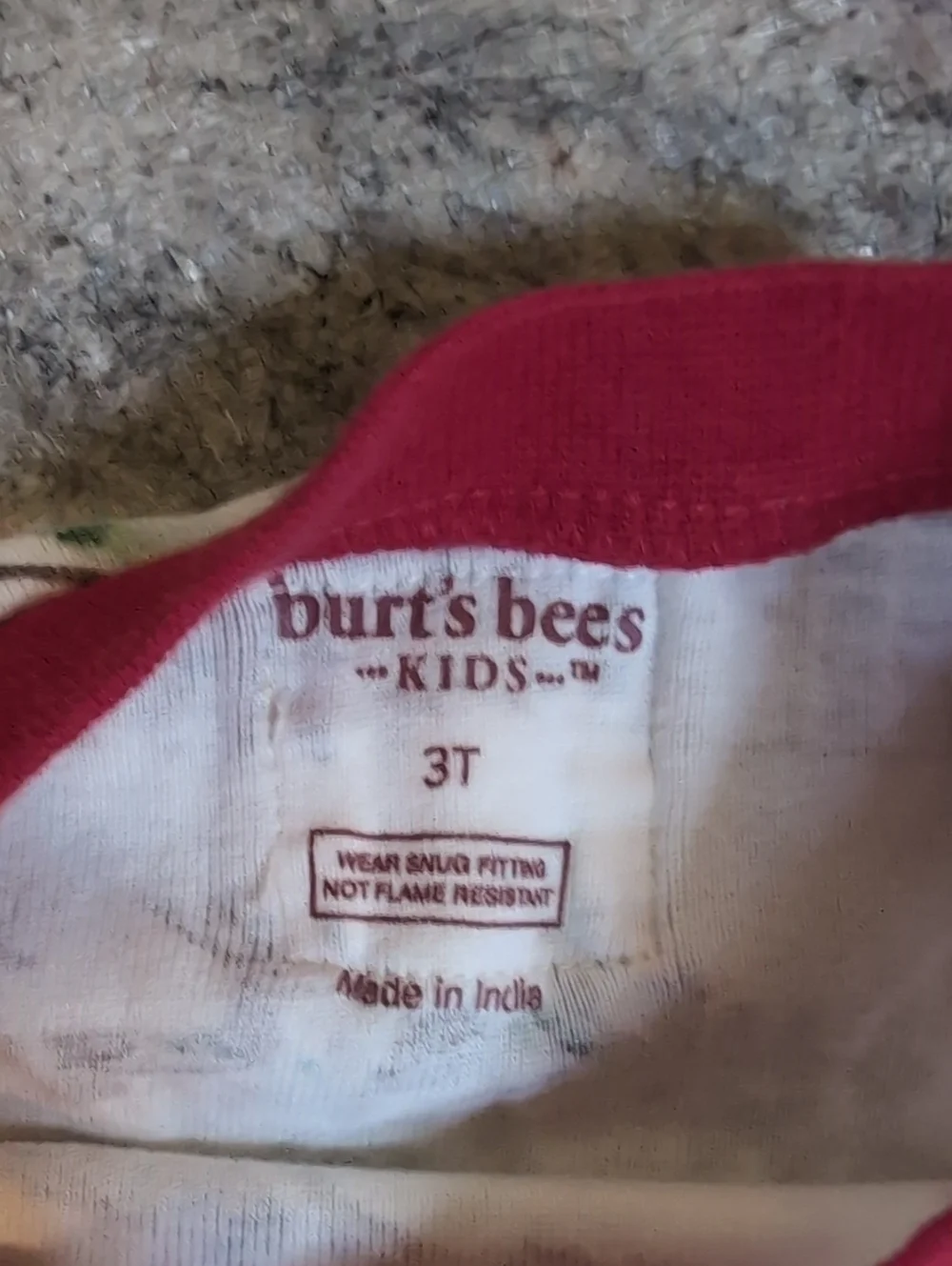 Burt's Bees Cream Holiday Cabin Pajama Set with Red Trim Size 3T